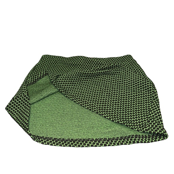 ZARA women's black/green jacquard knit design mini skirt, size M-L. - Picture 3 of 5